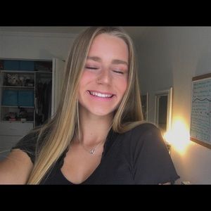 Meet your Posher, Makenna